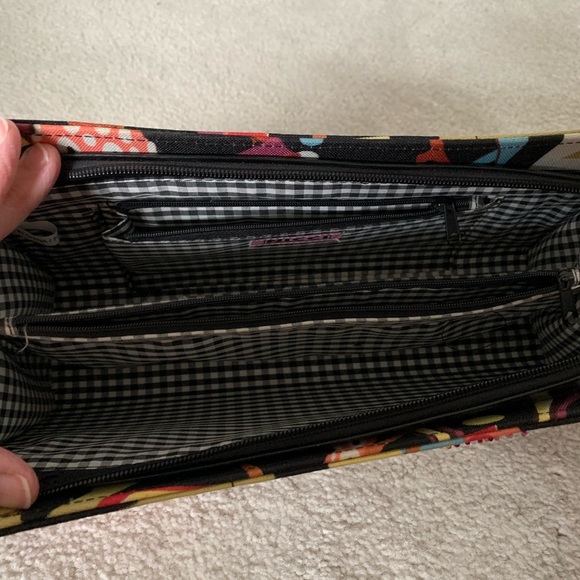 NEW Multicolored Contemporary ‘Scene’ Purse - Picture 5 of 12